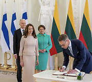 Prezidentas susitinka su Suomijos Prezidentu Alexanderiu Stubbu