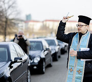 Automobilių ir kitų pagalbos priemonių perdavimas Ukrainai