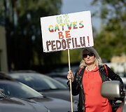 Piketas &bdquo;Vilniaus rajonas be pedofilų garbinimo&ldquo;