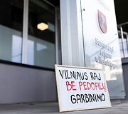 Piketas &bdquo;Vilniaus rajonas be pedofilų garbinimo&ldquo;