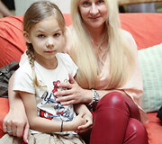 Diana Dargienė su dukra Une