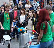 &bdquo;Drum2gether&ldquo; akimirka