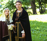 I-IV amžius, žiemgalių genties kostiumas