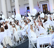 &bdquo;Vakarienė baltai&ldquo; Vilniuje