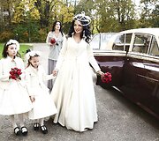 Viktorija Jakučinskaitė su dukromis