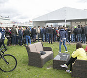  &bdquo;Pop&ndash;up 2000 mėsainių restoranas&ldquo;