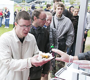  &bdquo;Pop&ndash;up 2000 mėsainių restoranas&ldquo;