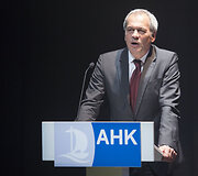 Apdovanojimų akimirka
