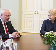 Dalia Grybauskaitė ir Valentinas Mazuronis