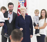 Apdovanojimų akimirka