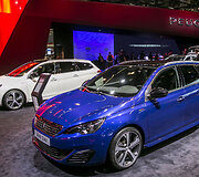 &bdquo;Peugeot&ldquo; stendas Frankfurto automobilių parodoje