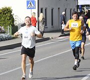 Nidos pusės maratono bėgimas