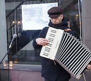 Hermanno Adlerio eilių skaitymas
