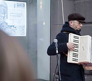 Hermanno Adlerio eilių skaitymas