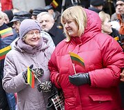 Vasario 16-osios minėjimas prie Signatarų namų Vilniuje