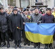 Vasario 16-osios minėjimas prie Signatarų namų Vilniuje