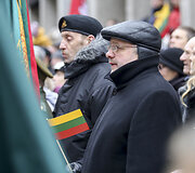 Vasario 16-osios minėjimas prie Signatarų namų Vilniuje