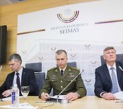 Darius Jauni&scaron;kis, Alvydas &Scaron;iuparis ir Artūras Paulauskas