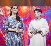 Girmantė Vaitkutė su mama Laima