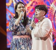 Girmantė Vaitkutė su mama Laima