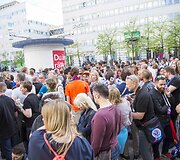 &bdquo;Eurovizijos&ldquo; gerbėjų minia plūsta į &bdquo;Globe&ldquo; areną