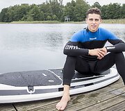 Donatas Montvydas i&scaron;bandė elektrinę vandenlentę