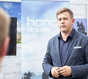 &bdquo;Honor&ldquo; pristatymas ir pietūs danguje