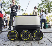 Estijos startuolio &bdquo;Starship Technologies&ldquo; gatvės robotai