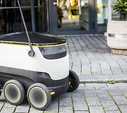 Estijos startuolio &bdquo;Starship Technologies&ldquo; gatvės robotai