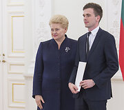 Apdovanojimų akimirka