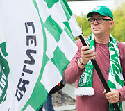  Futbolo sirgaliai surengė protesto akciją prie&scaron; Lietuvos futbolo federacijos konferenciją
