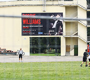 Pasiruo&scaron;imo darbai prie&scaron; Robbie Williamso koncertą Vingio parke