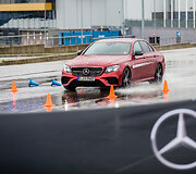 I&scaron;skirtinių bandomųjų važiavimų renginys &bdquo;Mercedes-Benz StarExperience&ldquo;