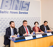 Vaidotas Beniu&scaron;is, Linas Linkevičius, Dovilė Končiak, Darius Kreivys