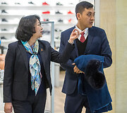 Vietnamo viceprezidentė Dang Thi Ngoc Thinh prekybos centre Vilniuje