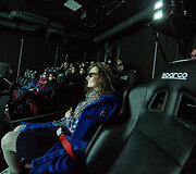 Helsinkio &bdquo;Alass&ldquo; baseinai po atviru dangumi ir  &bdquo;4D Flying Theatre&ldquo; turas po miestą