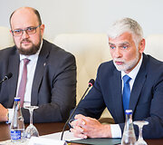 Rolandas Tara&scaron;kevičius, Bronius Markauskas