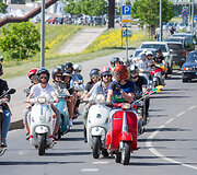 Spalvingas &bdquo;Vespa&ldquo; motorolerių sezono atidarymas