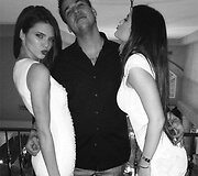 Seserys Kendall Jenner ir Kylie Jenner su broliu Robu Kardashianu