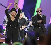 Christina Aguilera ir Pitbull