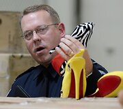 Falsifikuoti &bdquo;Louboutin&ldquo; auk&scaron;takulniai