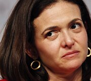 10 vieta &ndash; &bdquo;Facebook&ldquo; soc. tinklo vykdančioji direktorė Sheryl Sandberg
