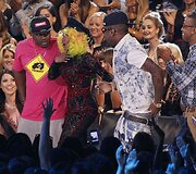 Nicki Minaj pelnė geriausio hiphopo atlikėjos vaizdo klipo apdovanojimą (&bdquo;Starships&ldquo;)