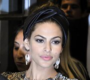 Eva Mendes (&bdquo;Vieta už pu&scaron;yno&ldquo;)
