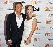 Colinas Firthas ir Emily Blunt (&bdquo;Arthuras Newmanas&ldquo;)