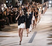 &bdquo;Anthony Vaccarello&ldquo; kolekcija