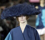 &bdquo;John Galliano&ldquo; kolekcija