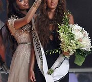&bdquo;Mis Libanas 2011&ldquo; Yara Khoury ir &bdquo;Mis Libanas 2012&ldquo; Rina Chibany