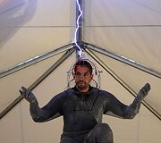 Davidas Blaine'as