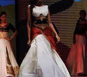&bdquo;Bridal Couture Fashion&ldquo; akimirka